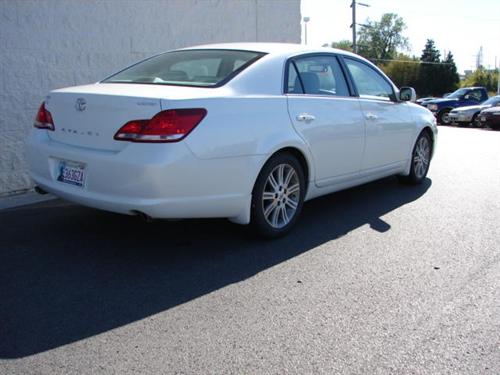 Toyota Avalon 2006 photo 1