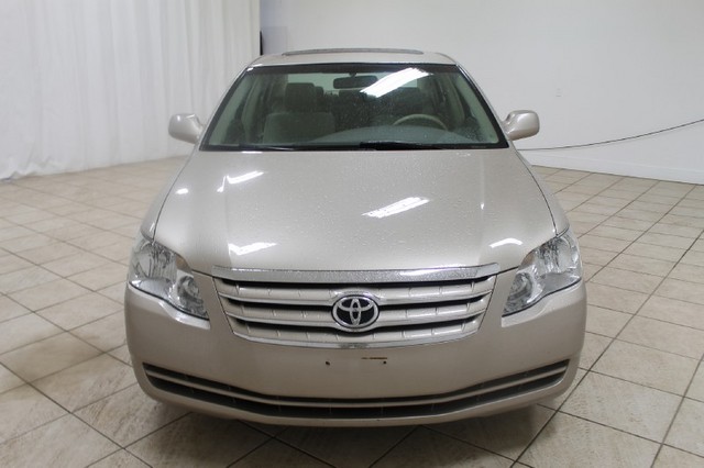Toyota Avalon 2006 photo 1