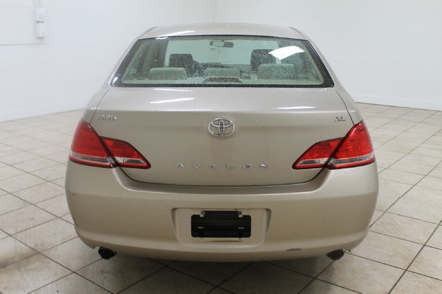 Toyota Avalon 2006 photo 3