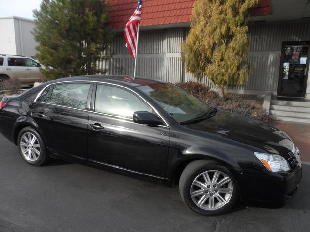 Toyota Avalon 2006 photo 1