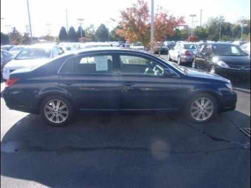 Toyota Avalon 2006 photo 2