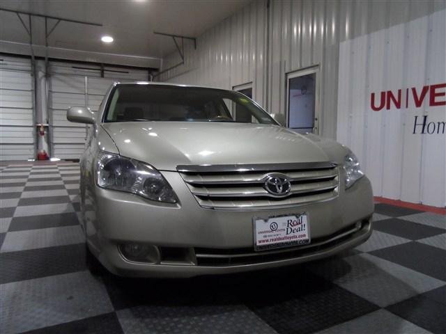 Toyota Avalon 2006 photo 1