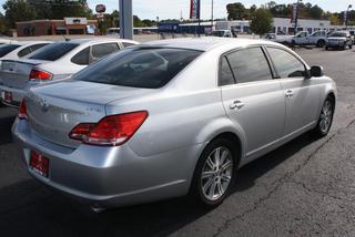 Toyota Avalon 2006 photo 1