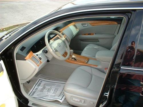 Toyota Avalon 2006 photo 1