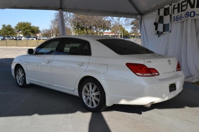 Toyota Avalon 2006 photo 2