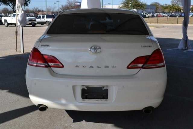 Toyota Avalon 2006 photo 3