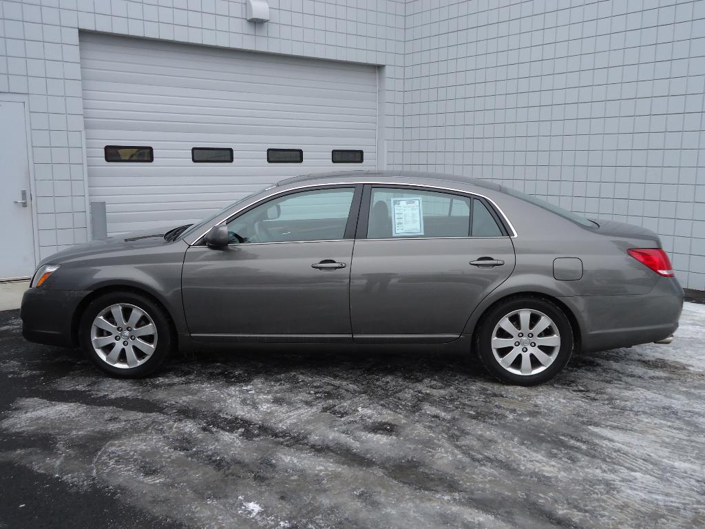 Toyota Avalon 2006 photo 1