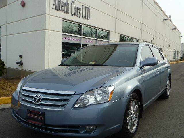 Toyota Avalon 2006 photo 1
