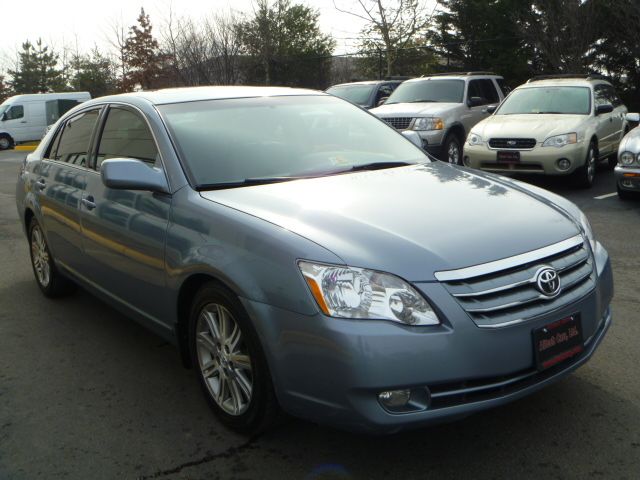 Toyota Avalon 2006 photo 2