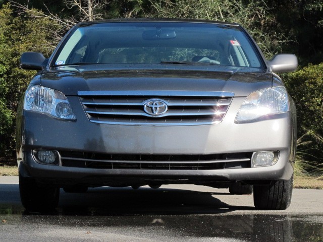Toyota Avalon 2006 photo 2