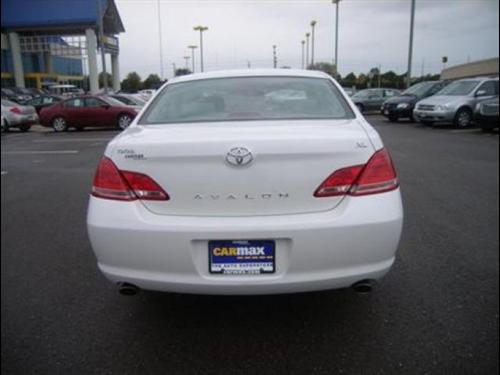 Toyota Avalon 2006 photo 1