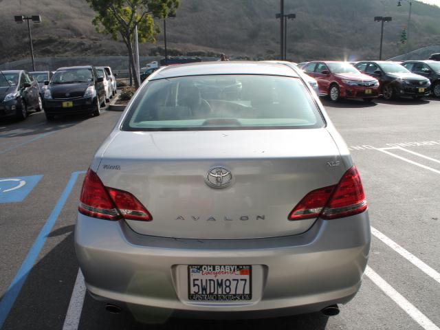 Toyota Avalon 2006 photo 4