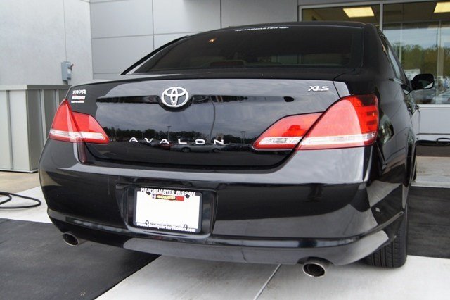 Toyota Avalon 2007 photo 2