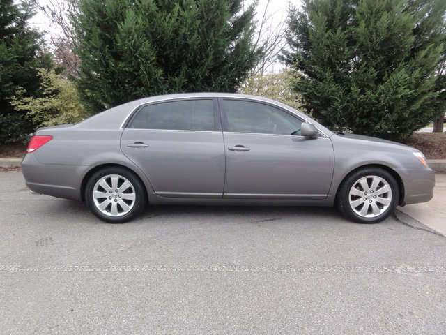 Toyota Avalon 2007 photo 1