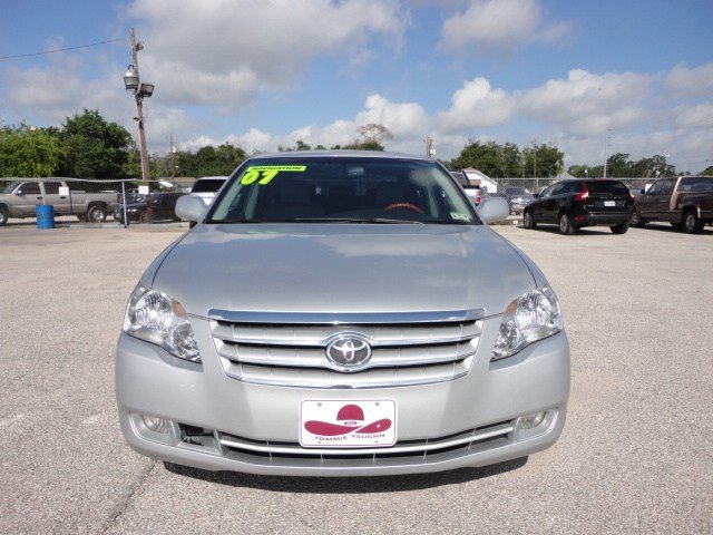 Toyota Avalon 2007 photo 1