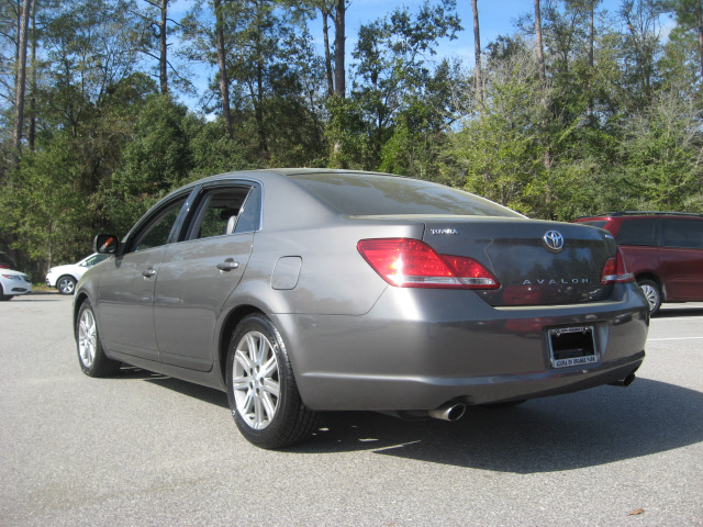 Toyota Avalon 2007 photo 2