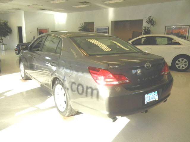 Toyota Avalon 2007 photo 2
