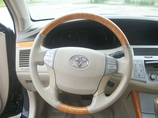 Toyota Avalon 2007 photo 2
