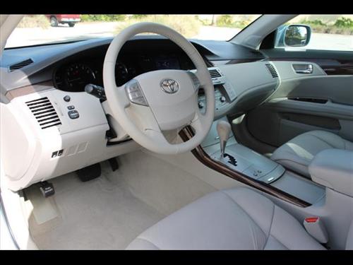Toyota Avalon 2008 photo 1