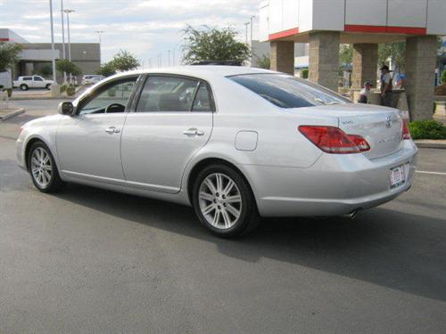 Toyota Avalon 2008 photo 2