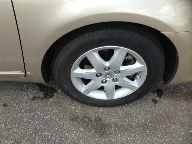 Toyota Avalon Unknown Sedan