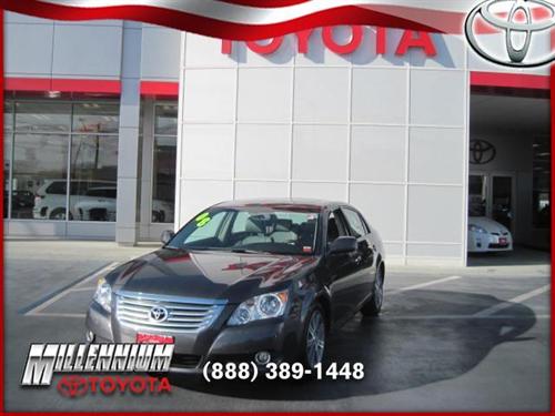 Toyota Avalon GXE Sedan 4D Other