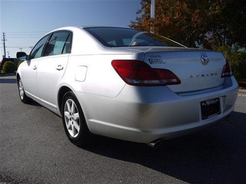 Toyota Avalon 2008 photo 2
