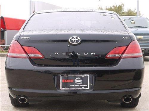 Toyota Avalon 2008 photo 2