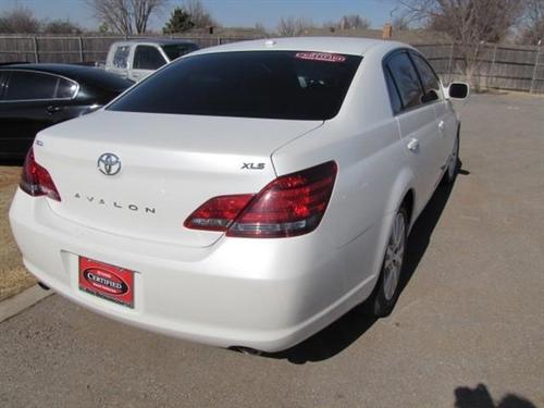 Toyota Avalon 2009 photo 1