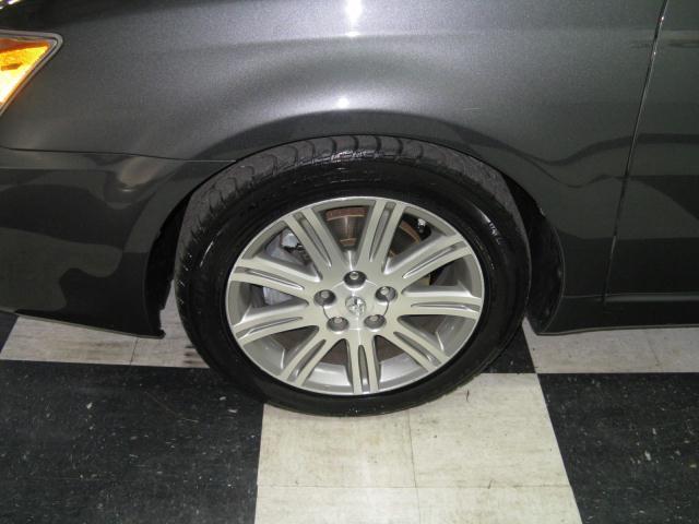 Toyota Avalon 2009 photo 2