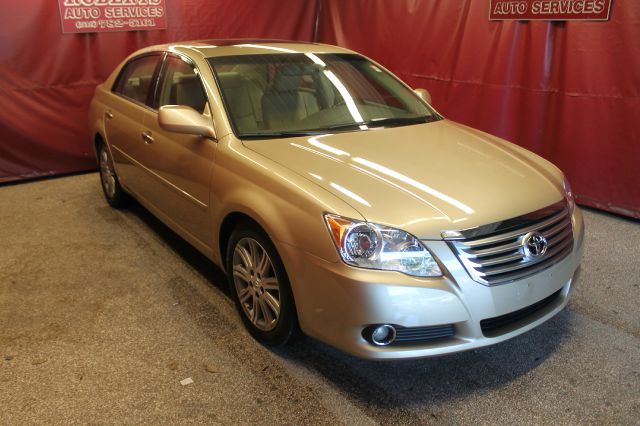 Toyota Avalon 2010 photo 2