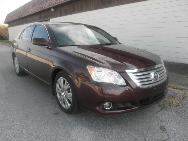Toyota Avalon 2010 photo 2