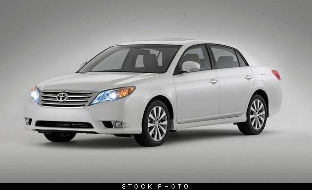 Toyota Avalon 2011 photo 1