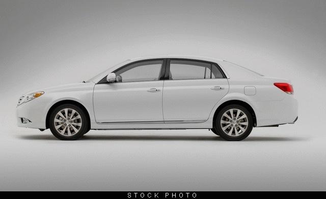 Toyota Avalon 2011 photo 3
