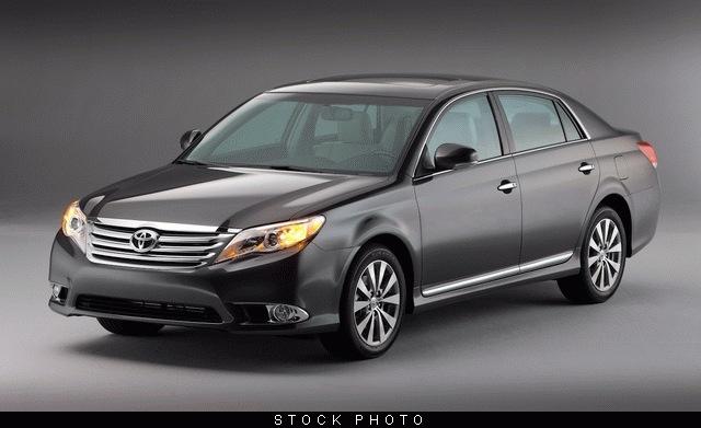 Toyota Avalon 2011 photo 4