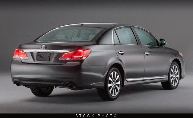 Toyota Avalon 2011 photo 5
