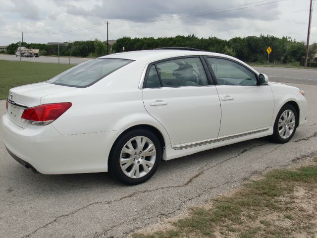 Toyota Avalon 2011 photo 4