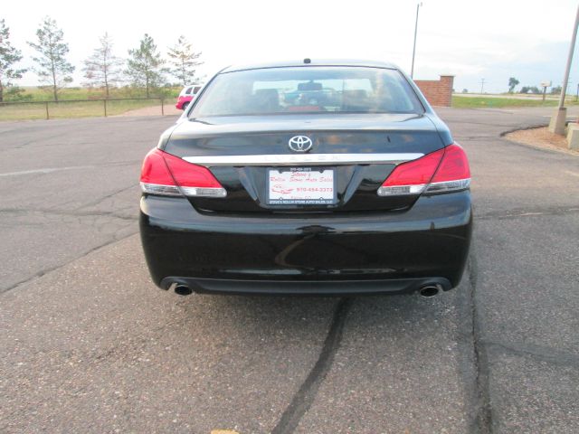 Toyota Avalon 2012 photo 3
