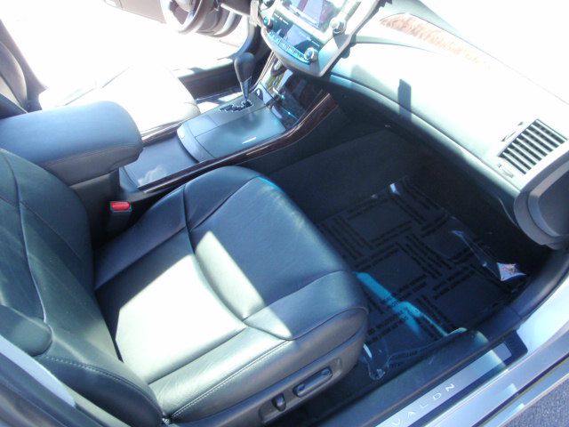 Toyota Avalon 2012 photo 3
