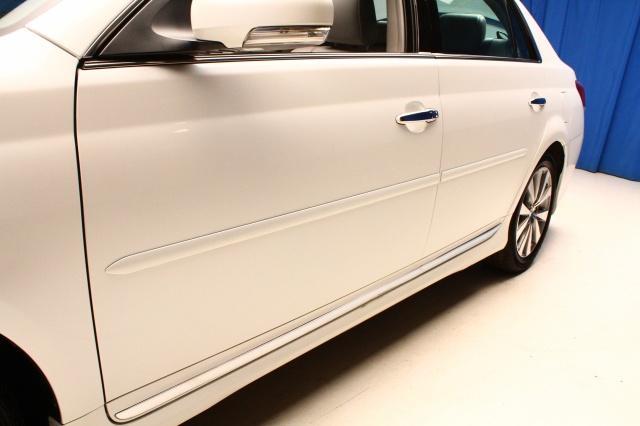 Toyota Avalon 2012 photo 1