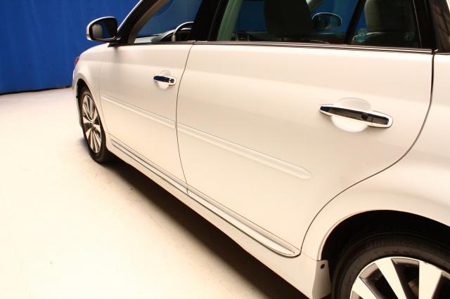 Toyota Avalon 2012 photo 3