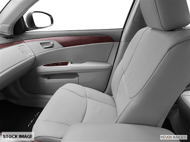 Toyota Avalon 2012 photo 1