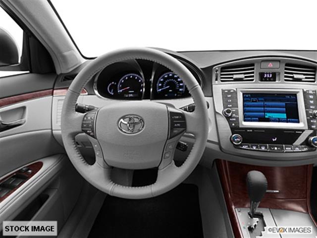 Toyota Avalon 2012 photo 4