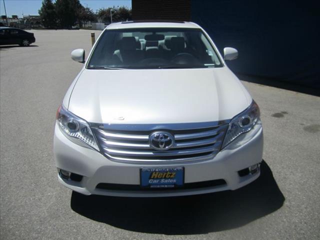 Toyota Avalon 2012 photo 3