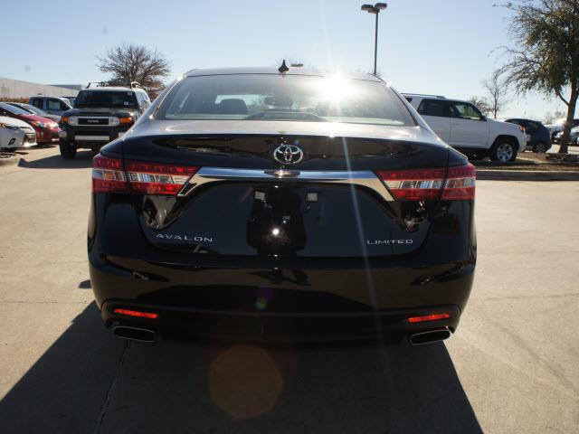 Toyota Avalon 2014 photo 1