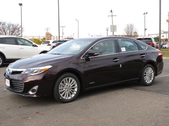 Toyota Avalon Hybrid 2014 photo 2