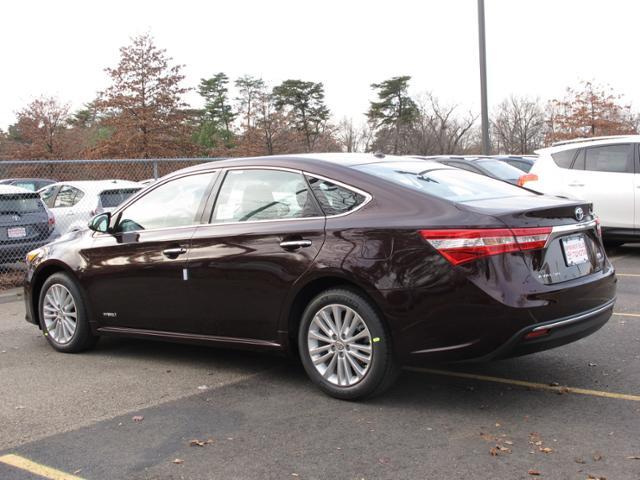 Toyota Avalon Hybrid 2014 photo 1