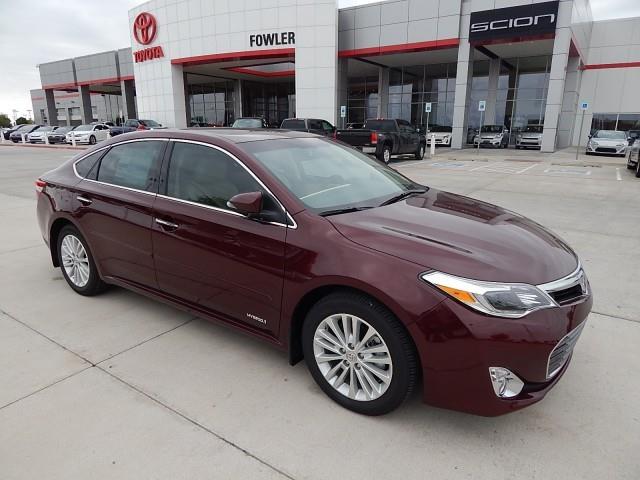 Toyota Avalon Hybrid 2014 photo 1