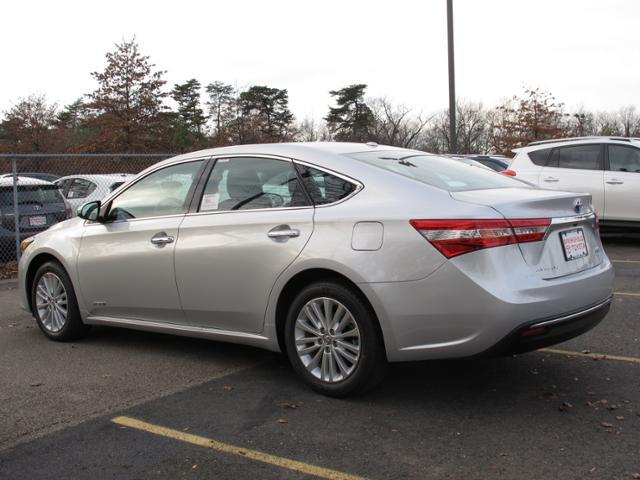Toyota Avalon Hybrid 2014 photo 3