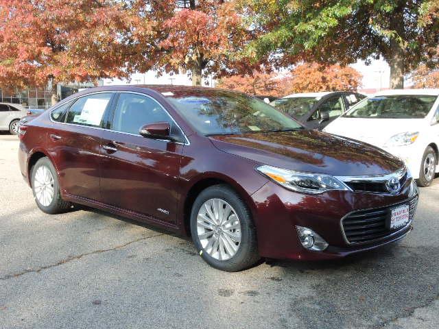 Toyota Avalon Hybrid 2014 photo 1